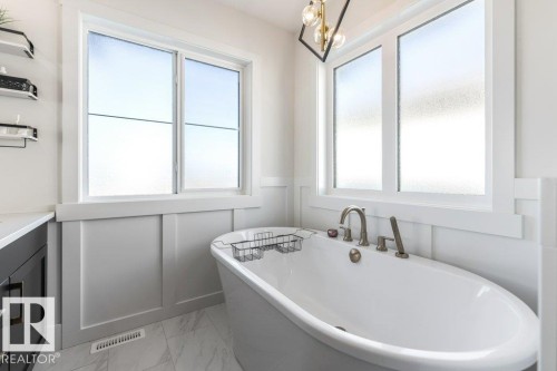 67 Jamison Crescent, St. Albert, AB - Indoor Photo Showing Bathroom