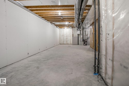 3741 Erlanger Drive, Edmonton, AB - Indoor Photo Showing Basement