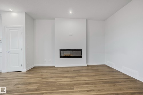 3741 Erlanger Drive, Edmonton, AB - Indoor With Fireplace