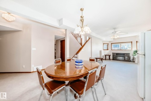 16135 56 Street, Edmonton, AB - Indoor Photo Showing Dining Room