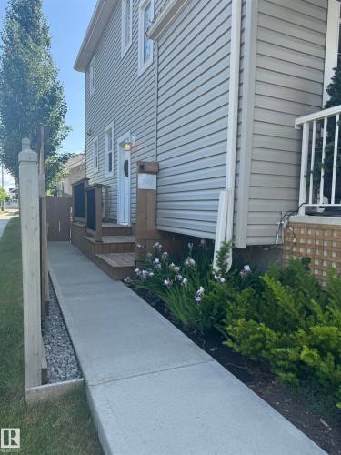 View of home's exterior - 2607 20 Avenue, Edmonton, AB - Outdoor