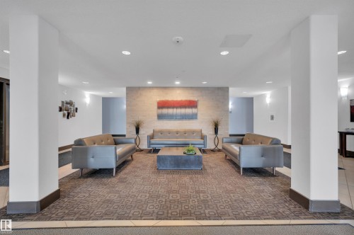 Building lobby featuring recessed lighting - 422 7909 71 Street, Edmonton, AB - Indoor