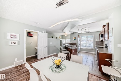 4 1804 70 Street, Edmonton, AB - Indoor