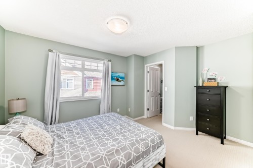 4 1804 70 Street, Edmonton, AB - Indoor Photo Showing Bedroom