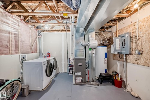 4 1804 70 Street, Edmonton, AB - Indoor