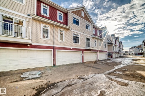 4 1804 70 Street, Edmonton, AB - Outdoor