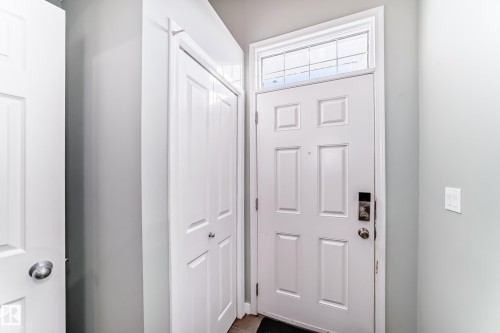 4 1804 70 Street, Edmonton, AB - Indoor Photo Showing Other Room