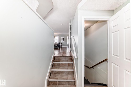 4 1804 70 Street, Edmonton, AB - Indoor Photo Showing Other Room