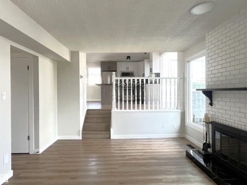 16307 112 Street, Edmonton, AB - Indoor With Fireplace