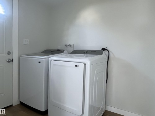 16307 112 Street, Edmonton, AB - Indoor Photo Showing Laundry Room