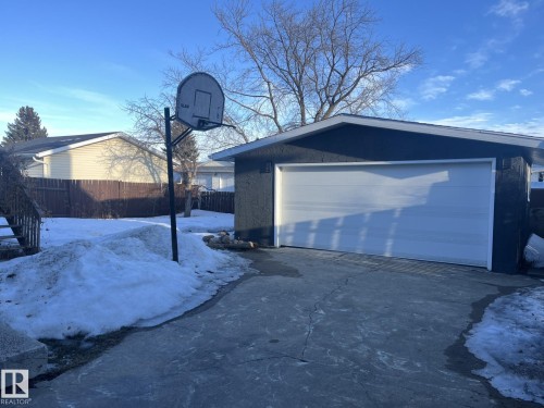 16307 112 Street, Edmonton, AB - Outdoor