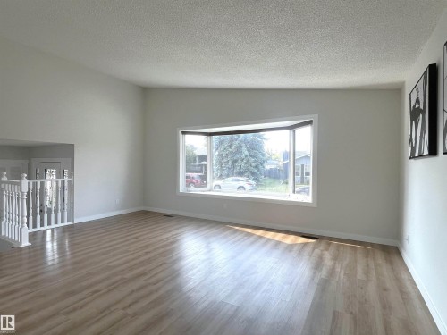 16307 112 Street, Edmonton, AB - Indoor Photo Showing Other Room