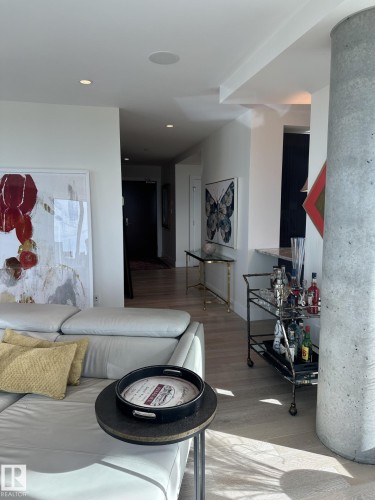 1403 11969 Jasper Avenue, Edmonton, AB - Indoor