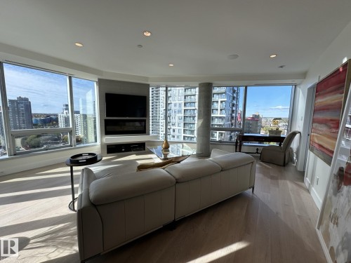 1403 11969 Jasper Avenue, Edmonton, AB - Indoor Photo Showing Living Room
