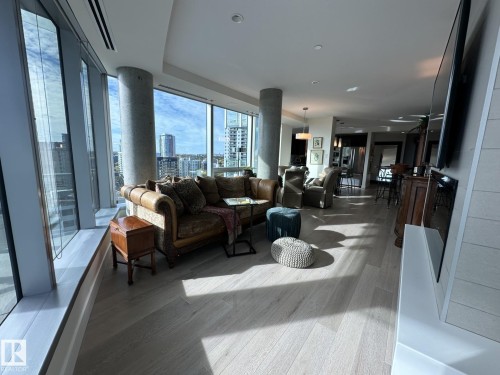 1403 11969 Jasper Avenue, Edmonton, AB - Indoor Photo Showing Living Room