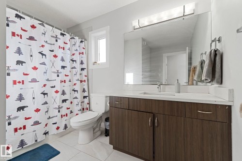 8955 150 Street, Edmonton, AB - Indoor Photo Showing Bathroom