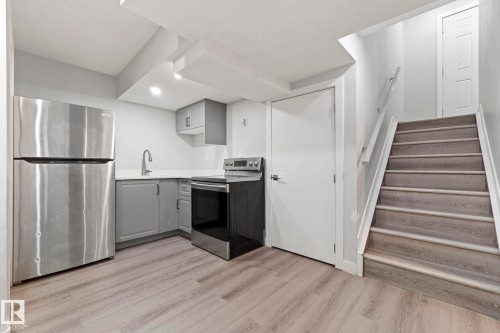 8955 150 Street, Edmonton, AB - Indoor