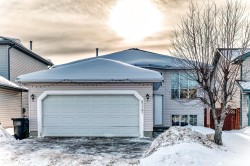 8317 171A Avenue  Edmonton, AB T5Z 3E4
