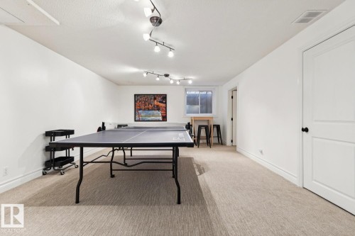 15504 Rio Terrace Drive, Edmonton, AB - Indoor Photo Showing Other Room