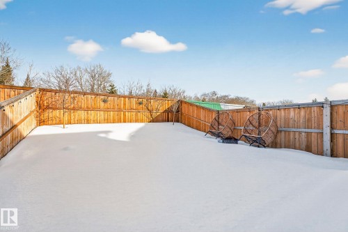 View of fenced backyard - 74 Royal Street, St. Albert, AB - Outdoor
