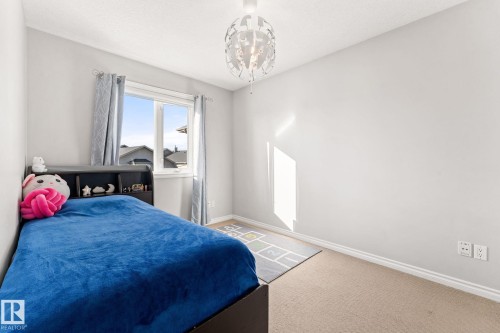 10655 181 Avenue, Edmonton, AB - Indoor Photo Showing Bedroom