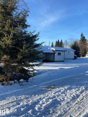 4914 50St, Colinton, AB 
