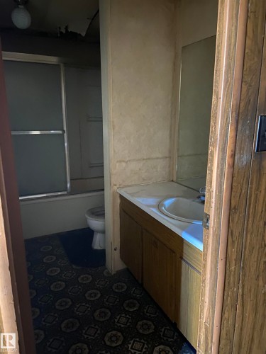 4914 50St, Colinton, AB 