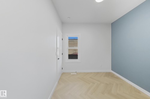 1558 Siskin Link Link, Edmonton, AB - Indoor Photo Showing Other Room