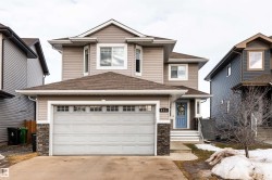 442 MEADOWVIEW Drive  Fort Saskatchewan, AB T8L 0N9