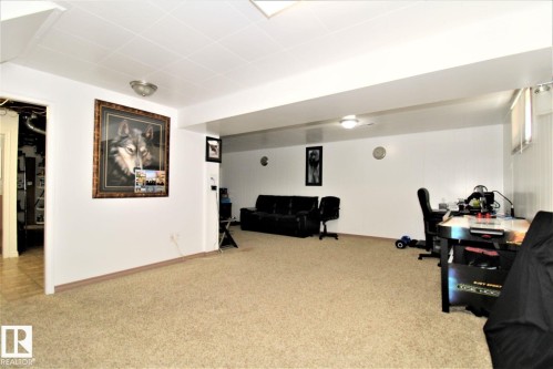 12111 137 Avenue, Edmonton, AB - Indoor