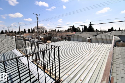 12111 137 Avenue, Edmonton, AB - Outdoor