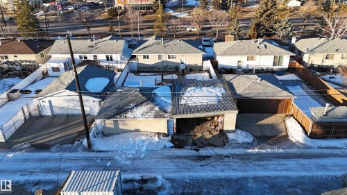 12111 137 Avenue, Edmonton, AB - Outdoor