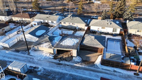 12111 137 Avenue, Edmonton, AB - Outdoor