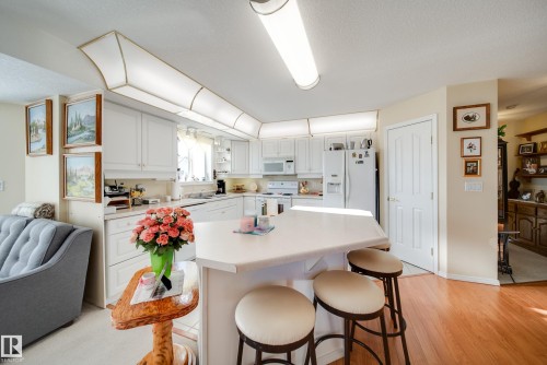 411 6703 172 Street, Edmonton, AB - Indoor