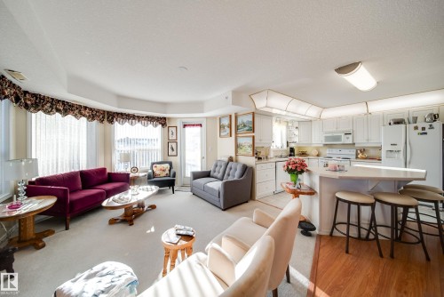 411 6703 172 Street, Edmonton, AB - Indoor Photo Showing Living Room