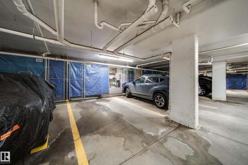 411 6703 172 Street, Edmonton, AB - Indoor Photo Showing Garage