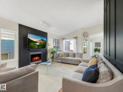 3239 21 Street  Edmonton, AB T6T 0A8