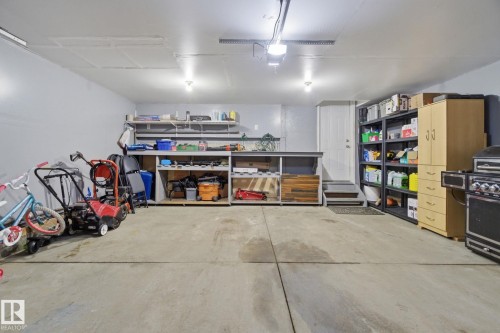 View of garage - 3248 22 Street, Edmonton, AB - Indoor Photo Showing Garage
