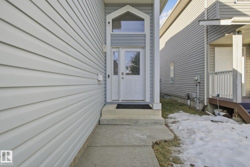 Property entrance - 3248 22 Street, Edmonton, AB - Outdoor