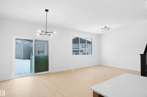 1332 11 Avenue, Edmonton, AB - Indoor Photo Showing Other Room