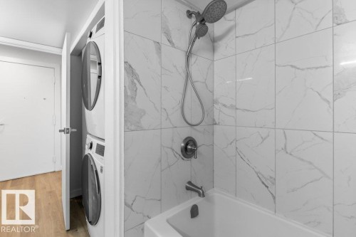 802 8220 Jasper Avenue, Edmonton, AB - Indoor Photo Showing Laundry Room