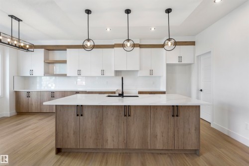 60 Meadowgrove Landing, Spruce Grove, AB - Indoor Photo Showing Kitchen With Upgraded Kitchen