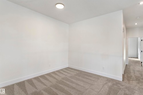 60 Meadowgrove Landing, Spruce Grove, AB - Indoor Photo Showing Other Room