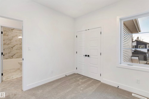 60 Meadowgrove Landing, Spruce Grove, AB - Indoor Photo Showing Other Room