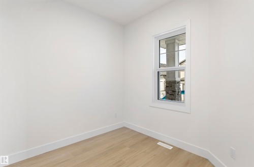 60 Meadowgrove Landing, Spruce Grove, AB - Indoor Photo Showing Other Room