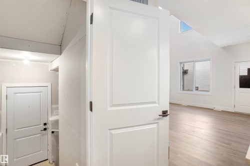 58 Meadowgrove Landing, Spruce Grove, AB - Indoor Photo Showing Other Room