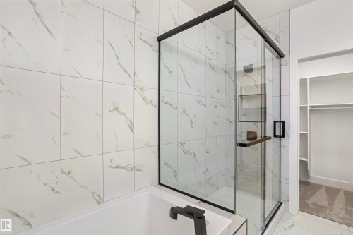 58 Meadowgrove Landing, Spruce Grove, AB - Indoor Photo Showing Bathroom