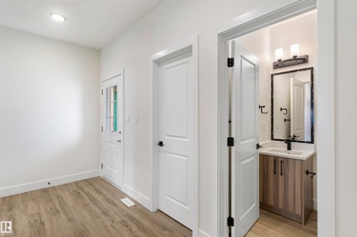 58 Meadowgrove Landing, Spruce Grove, AB - Indoor Photo Showing Other Room