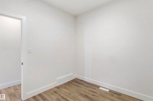 58 Meadowgrove Landing, Spruce Grove, AB - Indoor Photo Showing Other Room