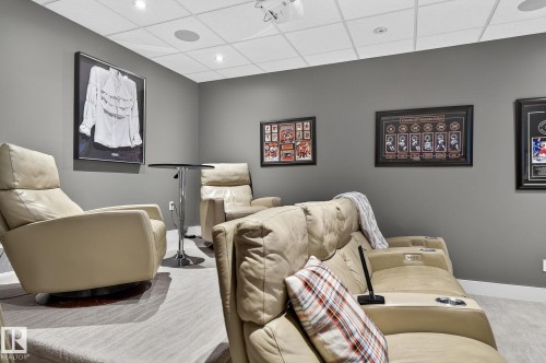 4810 Donsdale Drive, Edmonton, AB - Indoor